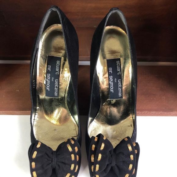 Stuart Weitzman Vintage Black Bow Heel Gold Pumps - Picture 5 of 15